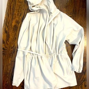 Lululemon active wear hooded jacket, cream color like new!! Size M/L
